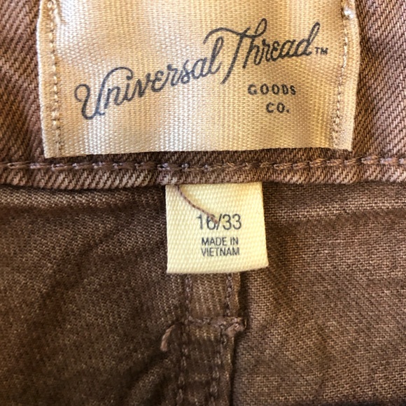 Universal Thread Women’s Jean Shorts 16/33 Brown - Picture 8 of 9
